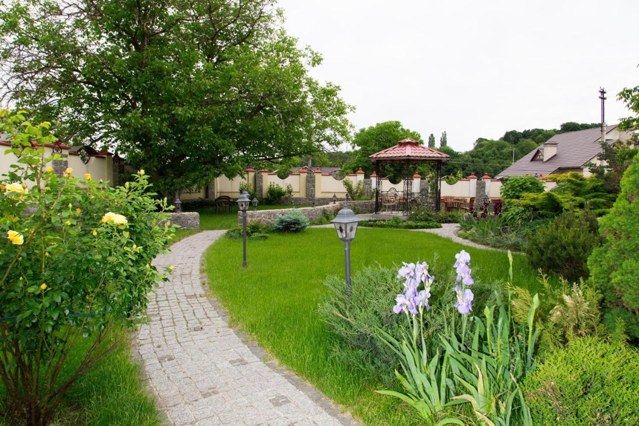 Villa Oselya Kyiv Exterior foto